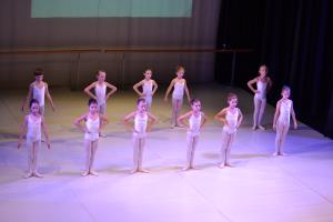 Metuljčice v baletni pozi